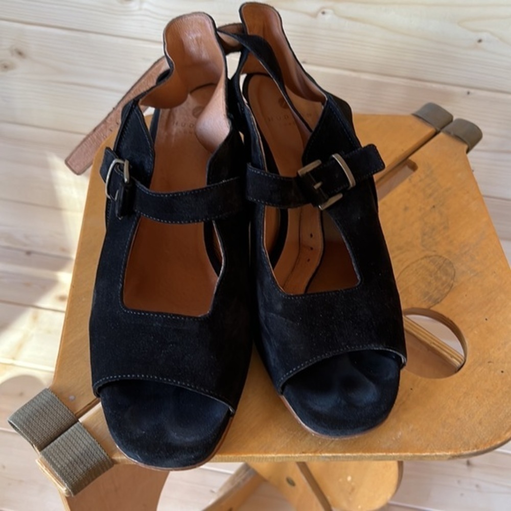🖤🖤🖤Hudson Shoes heels sandals black 40 / 9 suede buckle RONA - Picture 3 of 9